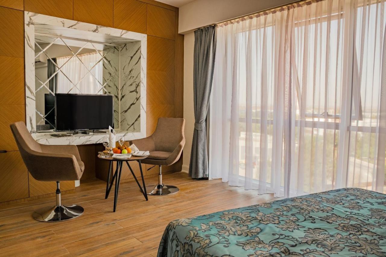Novel Centre Point Hotel Famagusta  Ngoại thất bức ảnh
