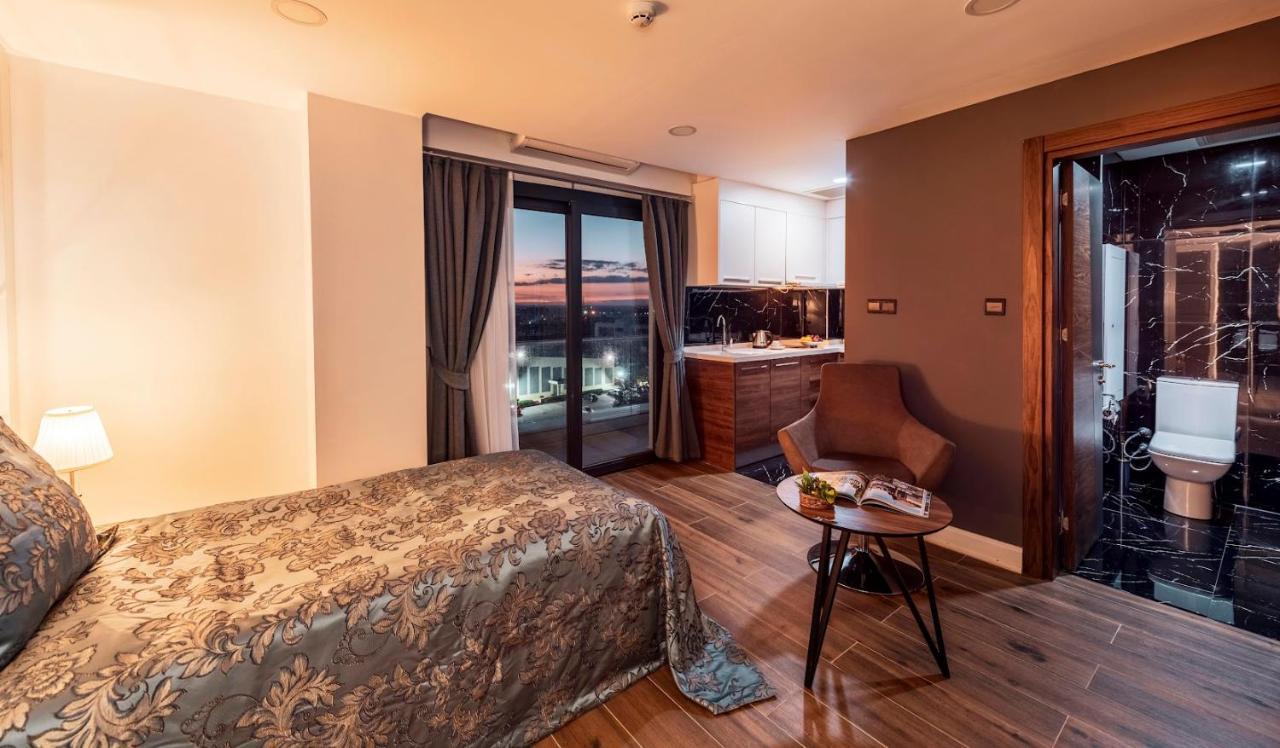 Novel Centre Point Hotel Famagusta  Ngoại thất bức ảnh