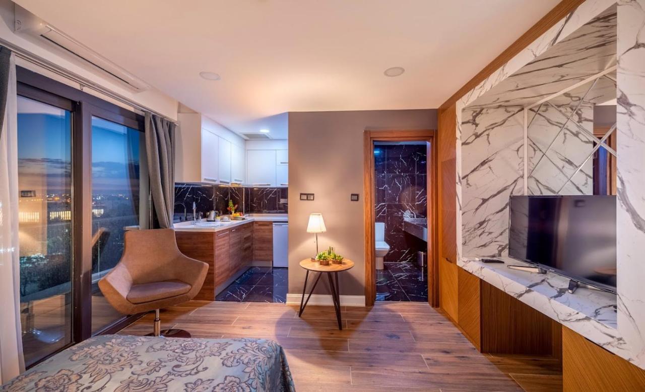 Novel Centre Point Hotel Famagusta  Ngoại thất bức ảnh